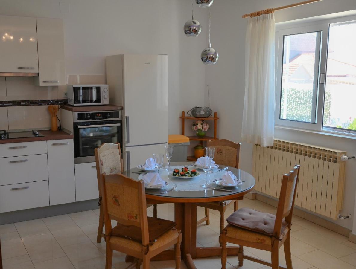 Apartment Damir Trogir Exteriör bild